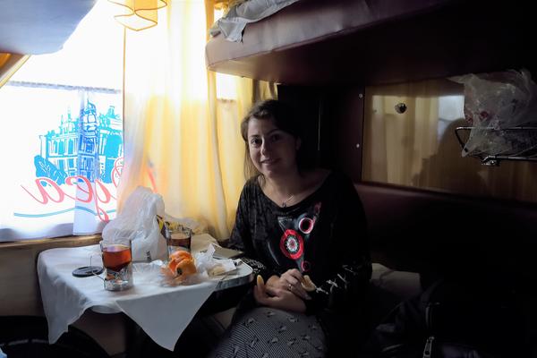 Как не надо ездить в Киев на поезде и Покровский монастырь Как не надо ездить в Киев на поезде и Покровский монастырь