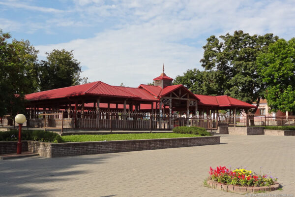 Замок Мир