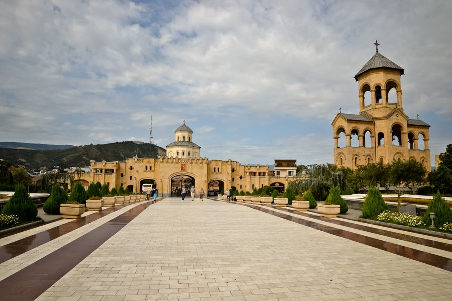 Тбилиси. Цминда Самеба или Собор Святой Троицы